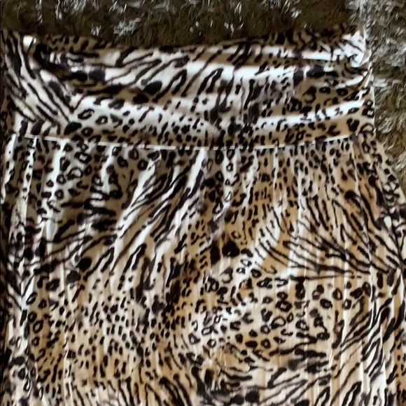 🌼FOR BUNDLE ONLY🌼Cynthia Rowley Maxi Skirt - Picture 2 of 8